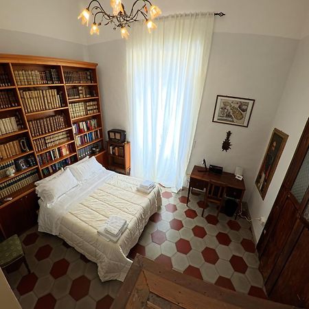 Palazzo Framarino Dei Malatesta - Noble Floor - XIV Century Giovinazzo Ngoại thất bức ảnh