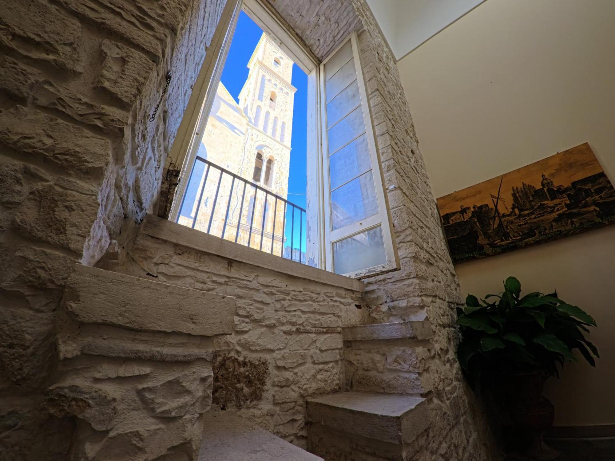 Palazzo Framarino Dei Malatesta - Noble Floor - XIV Century Giovinazzo Ngoại thất bức ảnh