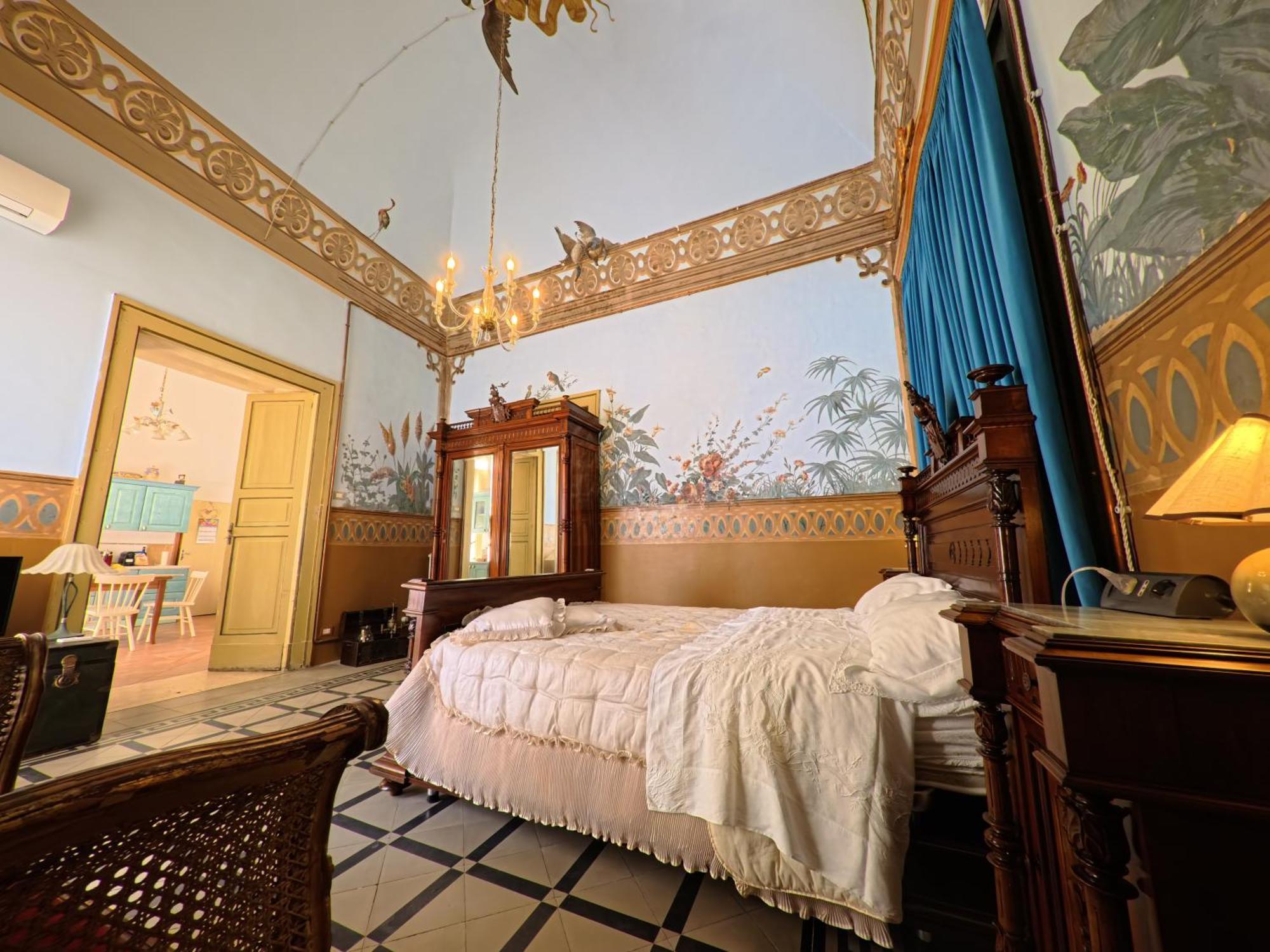 Palazzo Framarino Dei Malatesta - Noble Floor - XIV Century Giovinazzo Ngoại thất bức ảnh