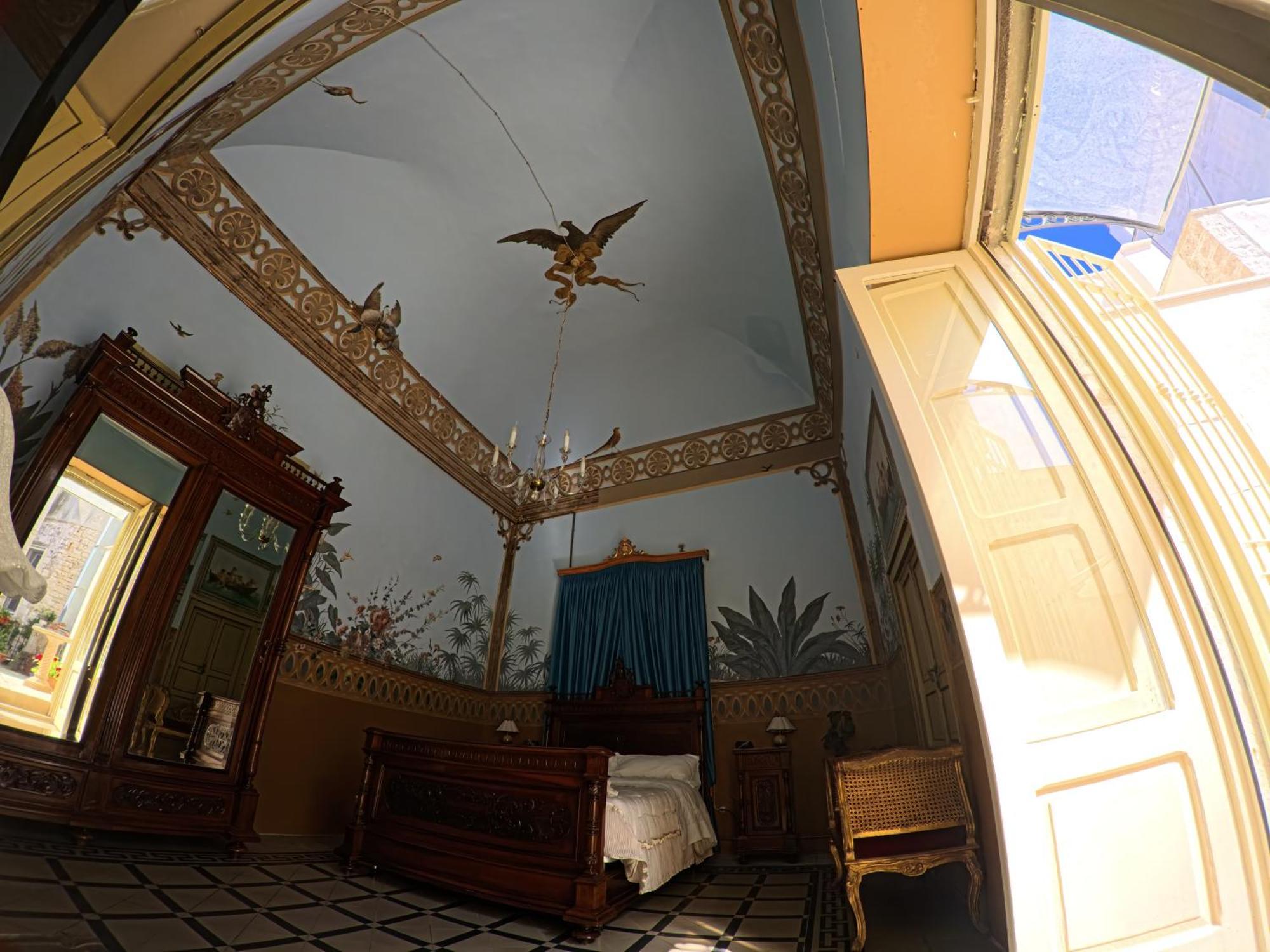 Palazzo Framarino Dei Malatesta - Noble Floor - XIV Century Giovinazzo Ngoại thất bức ảnh