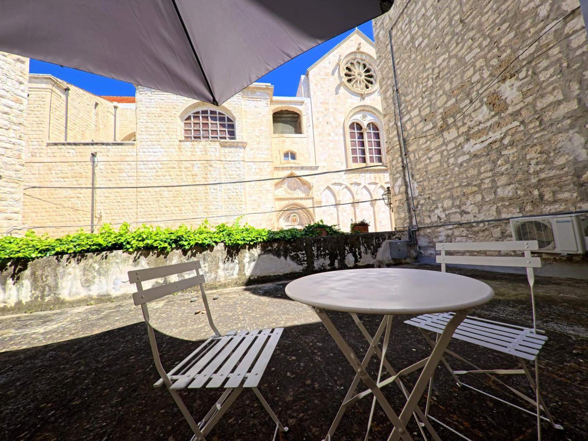 Palazzo Framarino Dei Malatesta - Noble Floor - XIV Century Giovinazzo Ngoại thất bức ảnh