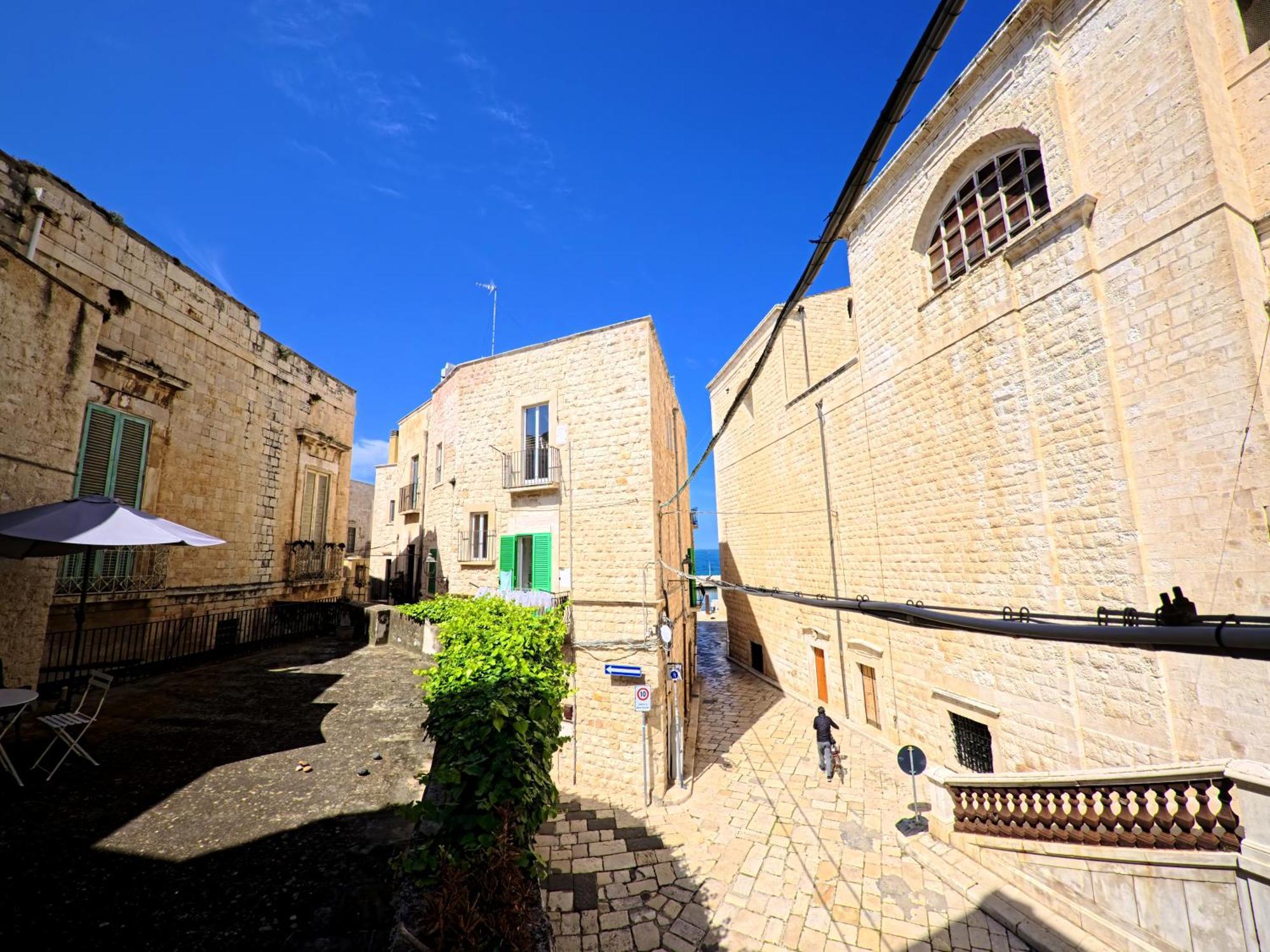Palazzo Framarino Dei Malatesta - Noble Floor - XIV Century Giovinazzo Ngoại thất bức ảnh